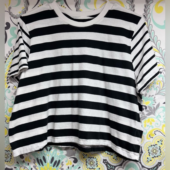 Madewell Tops - Madewell Soft Fade Boxy Crop Tee L